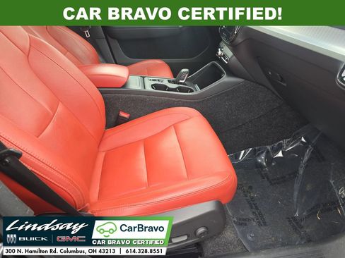 Used 2020 Volvo XC40 T5 Momentum w/ Premium Package AWD/4WD image 27