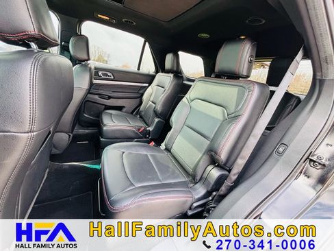 Used 2017 Ford Explorer Sport w/ Equipment Group 401A AWD/4WD image 31