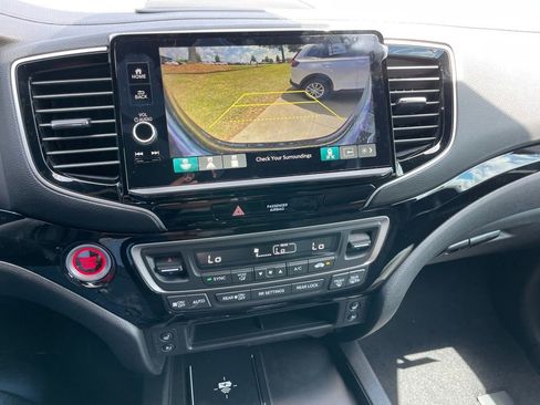 New 2026 Honda Ridgeline Black Edition image 17