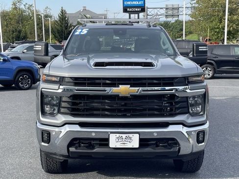 Certified 2025 Chevrolet Silverado 3500 LT w/ All Star Edition image 9