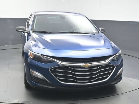 Used 2019 Chevrolet Malibu LS FWD image 3