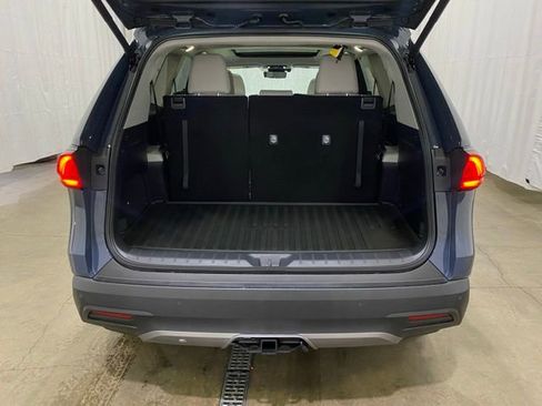 New 2026 Toyota Grand Highlander image 12