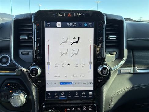 Used 2022 RAM 1500 Limited image 27