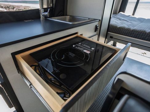 Used 2022 Mercedes-Benz Sprinter 2500 image 44