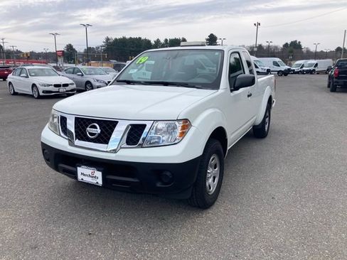 Used 2019 Nissan Frontier S image 3