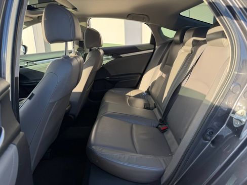 Used 2018 Honda Civic EX-L image 16