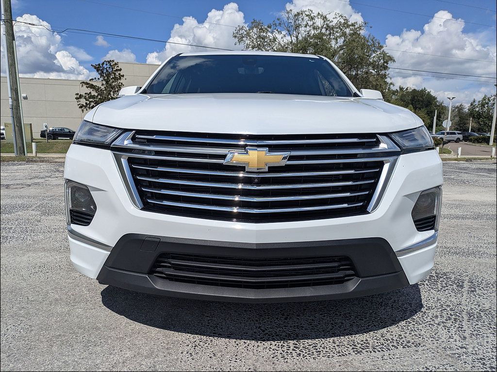 Used 2023 Chevrolet Traverse Premier FWD image 9