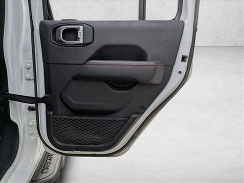 Used 2020 Jeep Gladiator Rubicon image 27