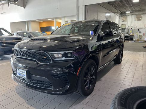 Used 2023 Dodge Durango R/T AWD/4WD image 4