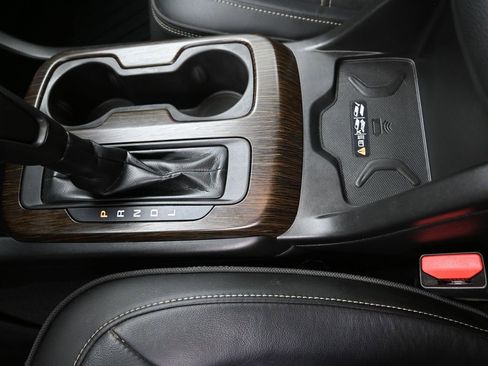 Used 2019 GMC Canyon Denali image 18