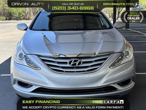 Used 2011 Hyundai Sonata GLS w/ Popular Equipment Pkg 2 FWD image 2