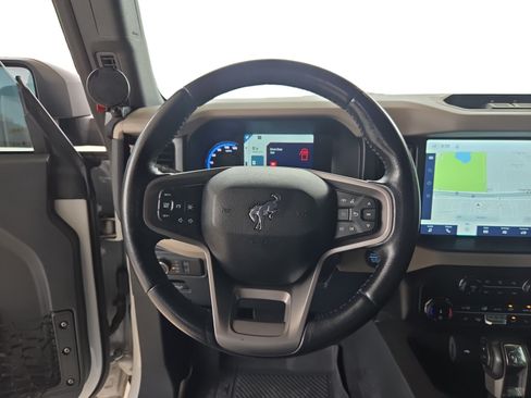 Used 2022 Ford Bronco Wildtrak AWD/4WD image 13