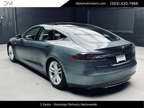 Used 2013 Tesla Model S RWD image 5