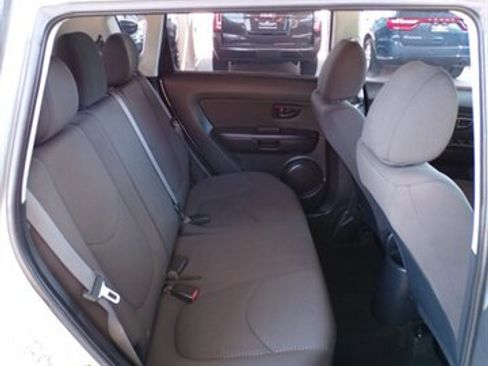Used 2012 Kia Soul FWD image 23