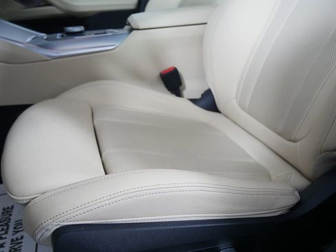 Certified 2023 BMW i4 eDrive35 w/ Premium Package RWD image 9