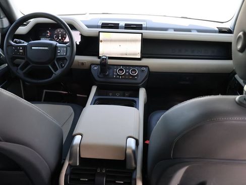 Certified 2024 Land Rover Defender 130 X-Dynamic SE AWD/4WD image 14