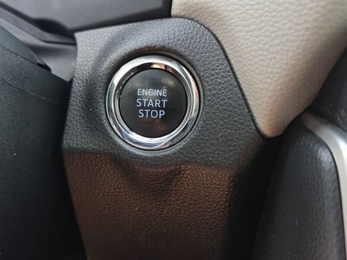 Used 2019 Toyota RAV4 XLE Premium FWD image 24