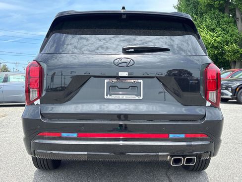 Used 2025 Hyundai Palisade Calligraphy image 3