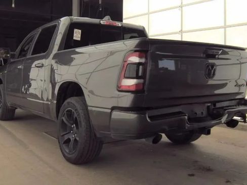 Used 2021 RAM 1500 Big Horn AWD/4WD image 3
