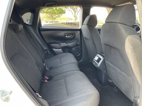 Used 2024 Honda HR-V Sport image 27