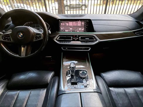 Used 2019 BMW X7 xDrive50i w/ M Sport Package image 15