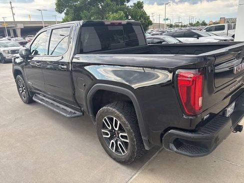 Used 2022 GMC Sierra 1500 AT4 w/ AT4 Premium Package AWD/4WD image 8