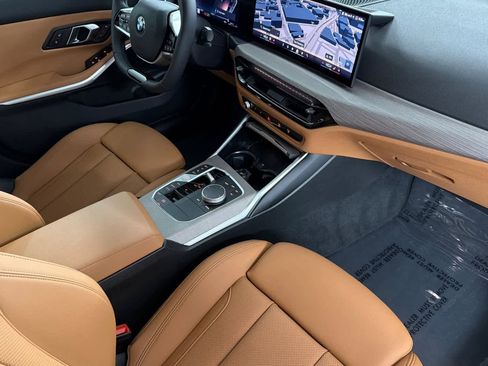 Used 2025 BMW 330i Sedan w/ Convenience Package image 15