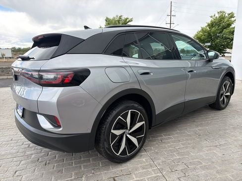Certified 2023 Volkswagen ID.4 Pro S AWD/4WD image 7