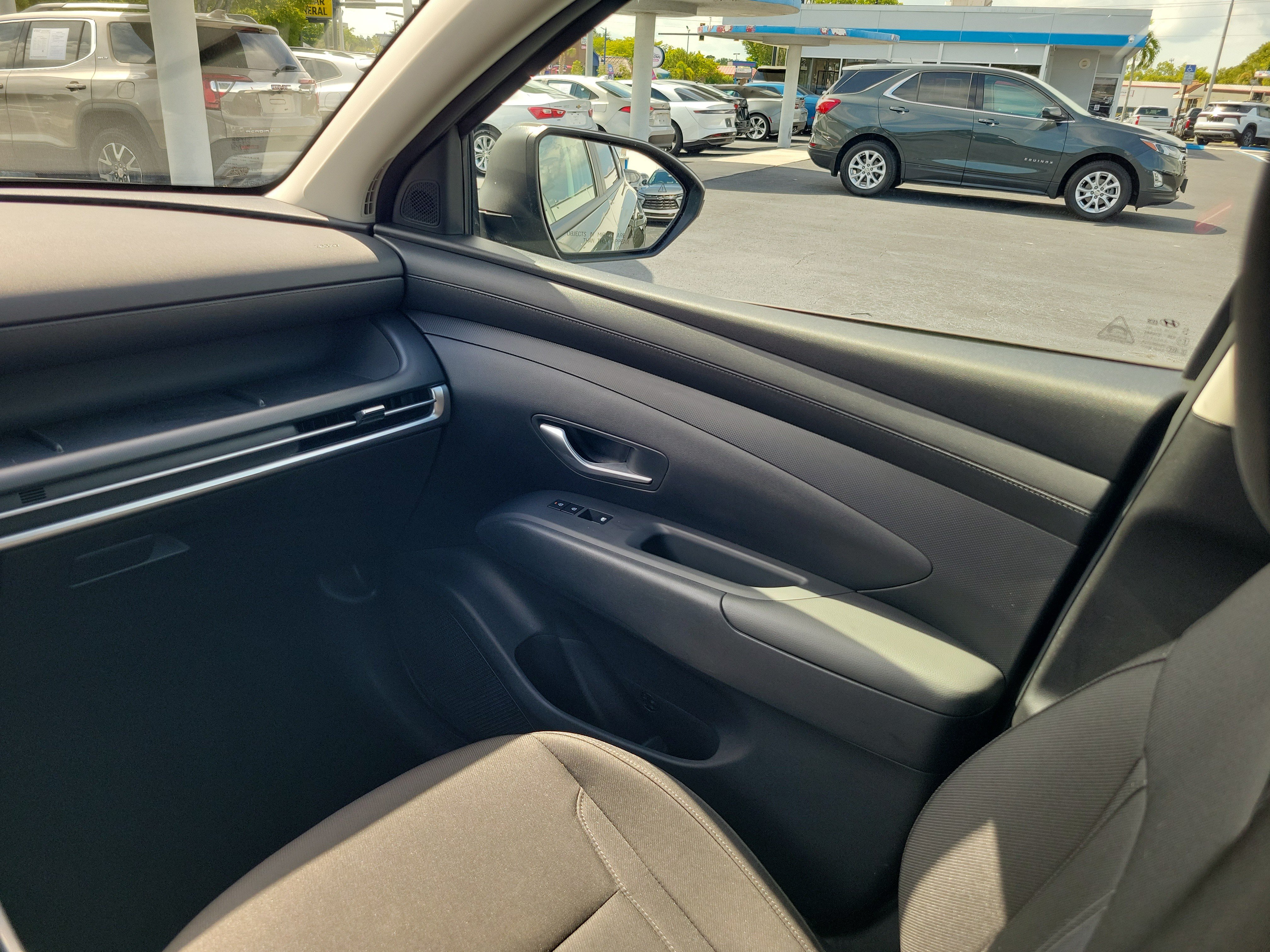 Used 2025 Hyundai Tucson SEL AWD/4WD image 13