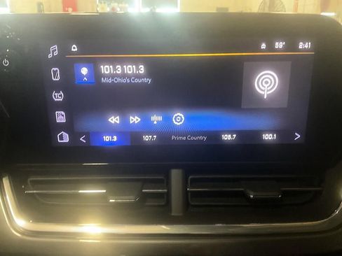 Used 2025 Chevrolet Trax ACTIV w/ Driver Confidence Package FWD image 18