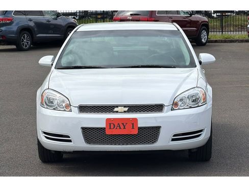 Used 2014 Chevrolet Impala Limited LS FWD image 11