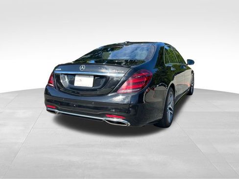 Used 2018 Mercedes-Benz S 560 4MATIC Sedan w/ AMG Line Exterior image 5