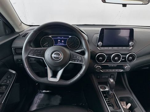 Used 2024 Nissan Sentra SR w/ SR Premium Package image 30