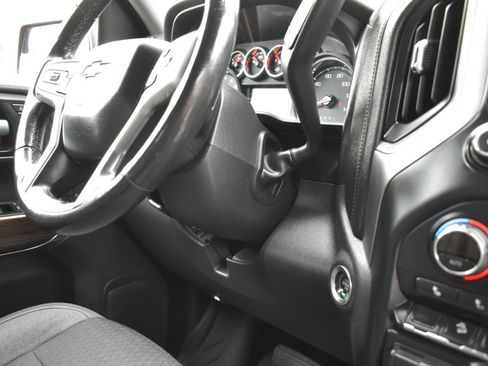 Used 2019 Chevrolet Silverado 1500 LT w/ Texas Edition image 42