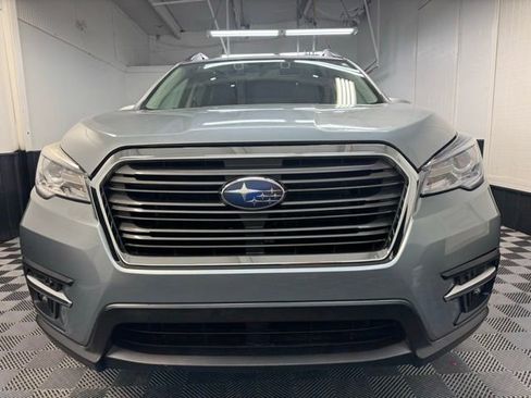 Used 2022 Subaru Ascent Limited w/ Technology Package AWD/4WD image 2