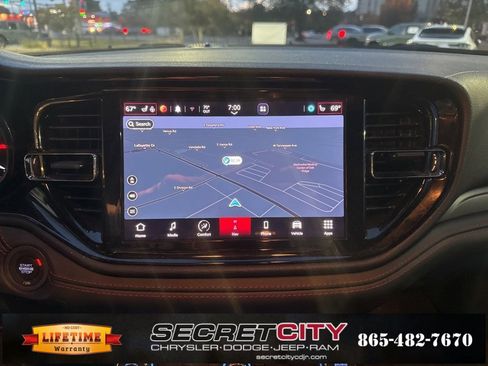 Used 2025 Dodge Durango R/T w/ Blacktop Package image 34