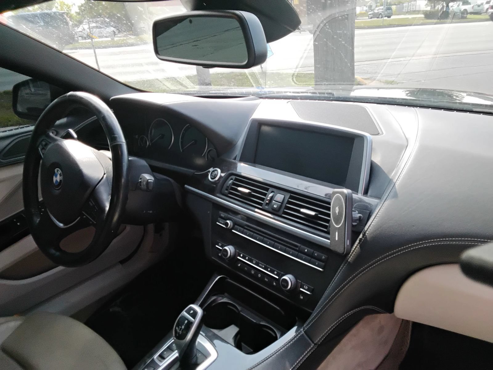 Used 2012 BMW 650i xDrive Convertible AWD/4WD image 11