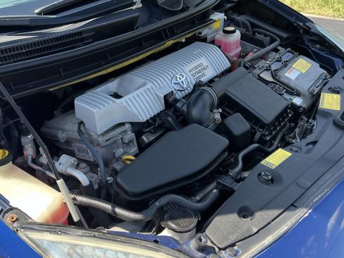 Used 2011 Toyota Prius Five image 30