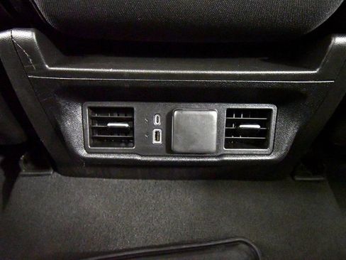 Used 2024 Chevrolet Silverado 2500 LT w/ Convenience Package image 16