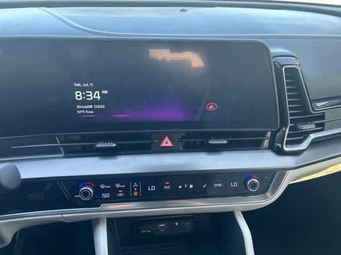 Used 2023 Kia Sportage EX FWD image 19