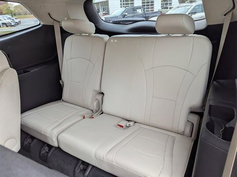 Used 2023 Buick Enclave Essence w/ Experience Buick Package image 16