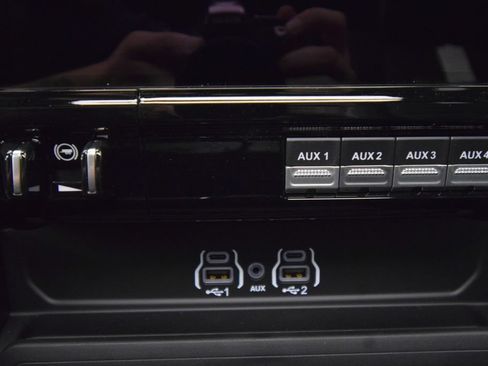 New 2026 RAM 2500 Laramie AWD/4WD image 27