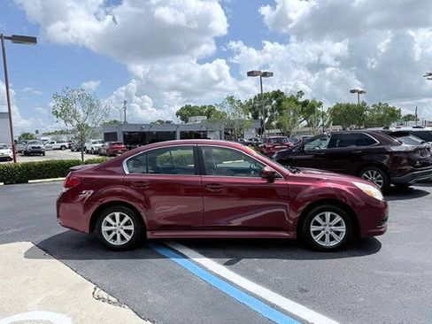 Used 2012 Subaru Legacy 2.5i Premium w/ All-Weather Pkg AWD/4WD image 3