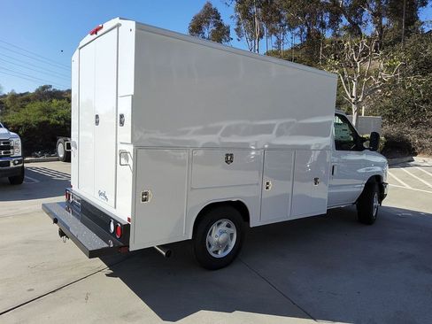 New 2026 Ford E-350 and Econoline 350 Super Duty w/ Power Equipment Group image 29