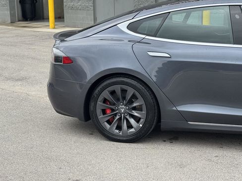 Used 2019 Tesla Model S Performance image 47