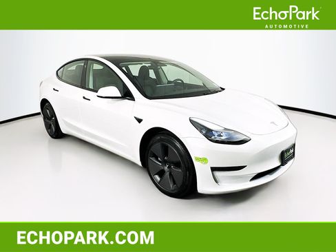 Used 2023 Tesla Model 3 Standard Range RWD image 1