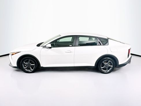 Used 2025 Kia K4 FWD image 4