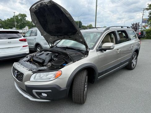 Used 2015 Volvo XC70 T6 Premier Plus AWD/4WD image 26