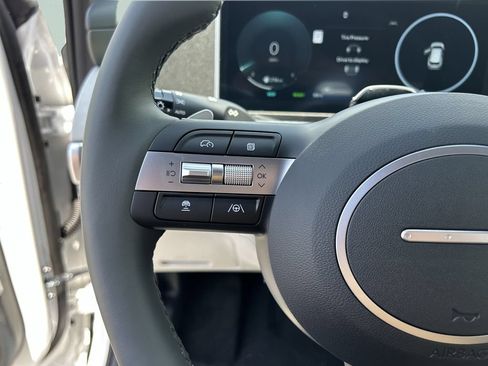 New 2026 Hyundai Tucson Limited AWD/4WD image 32