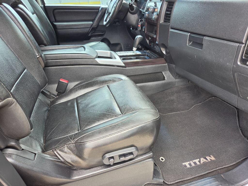 Used 2014 Nissan Titan SL AWD/4WD image 39